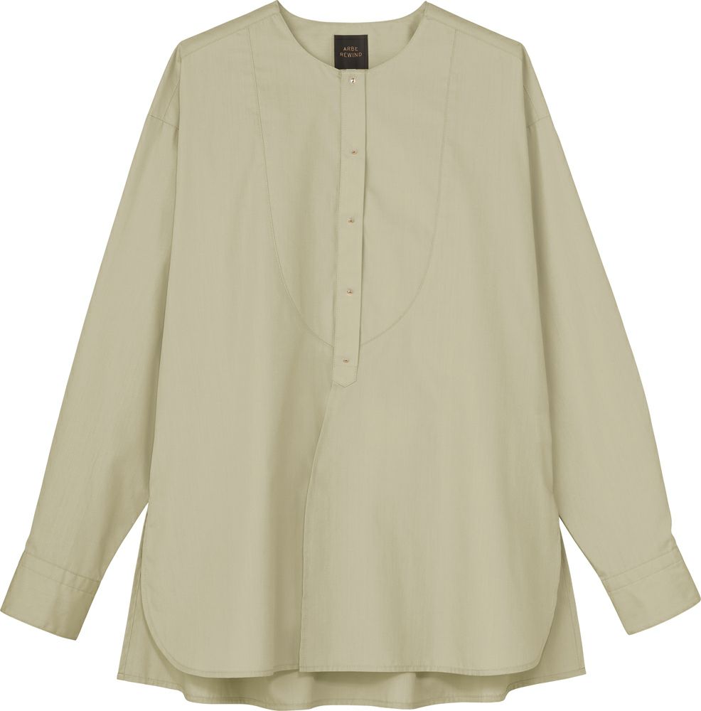 サンドベージュ