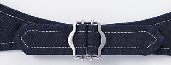 背ベルトでサイズやシルエットの調整が可能