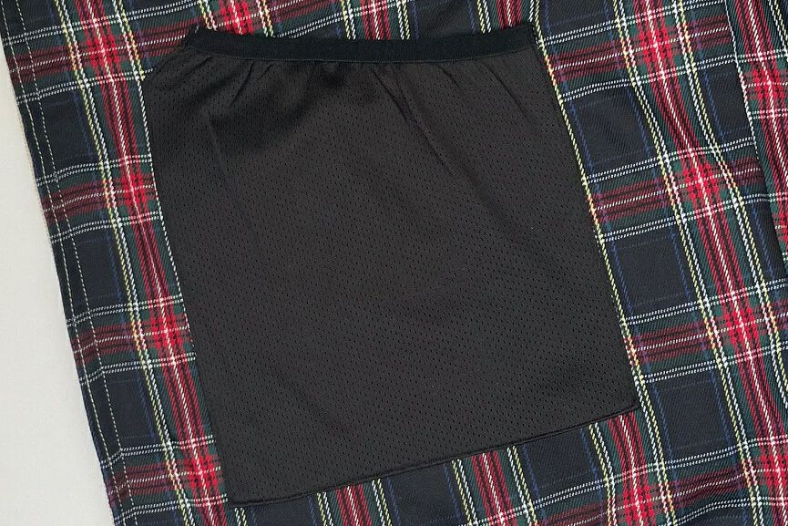 内ポケット＆メッシュポケット<br>手帳やスマートフォンなどを入れやすい便利な内ポケットとメッシュポケットを装備。仕事やアウトドアシーンで役立つ収…