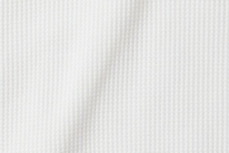 ワッフルニット<br>お菓子のワッフルのような凹凸が特徴のワッフル生地。柔らかく肌触りも良く、吸水性に優れます。
