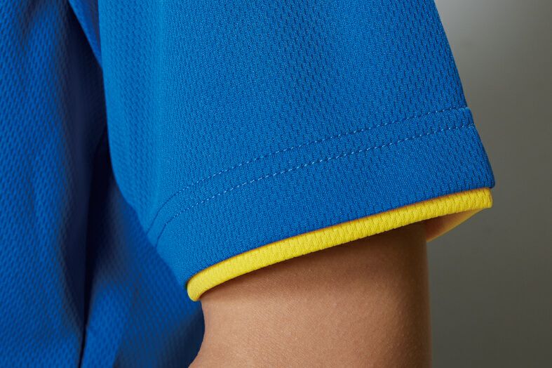 ビビッドカラーのアクセント