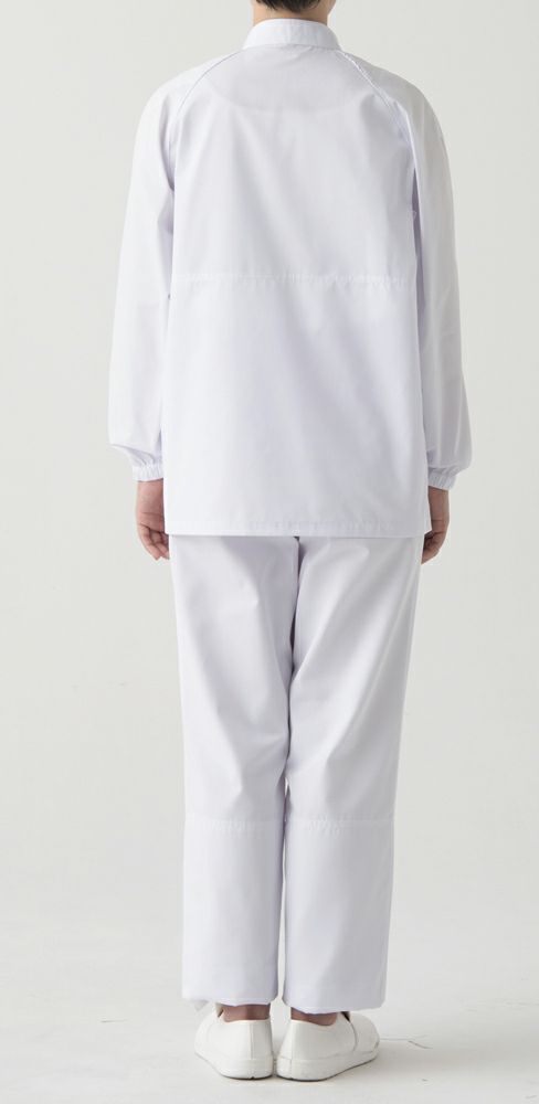 裾丈：コートの着丈はヒップまでをしっかりと覆うため、低温の職場や長時間の水仕事にも腰部を冷やすことがなく、また体のシルエットが目立たず体型をカバーできるので、女性の方にも安心です。