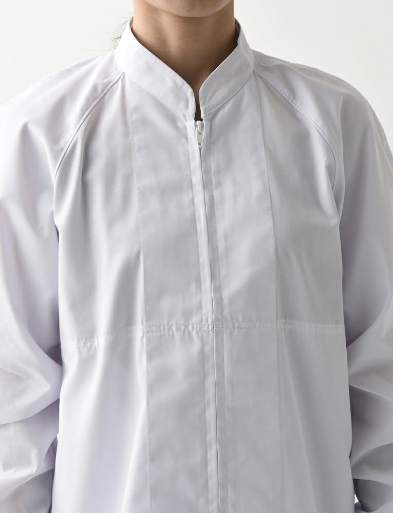 前立て：破損や変形が少なく熱にも強い、コイルファスナーを使用しています。