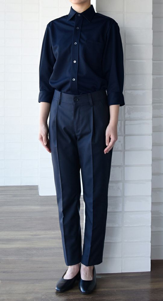 女性：ネイビー