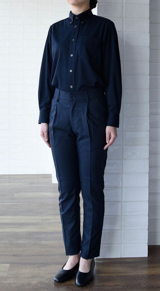 女性：ネイビー