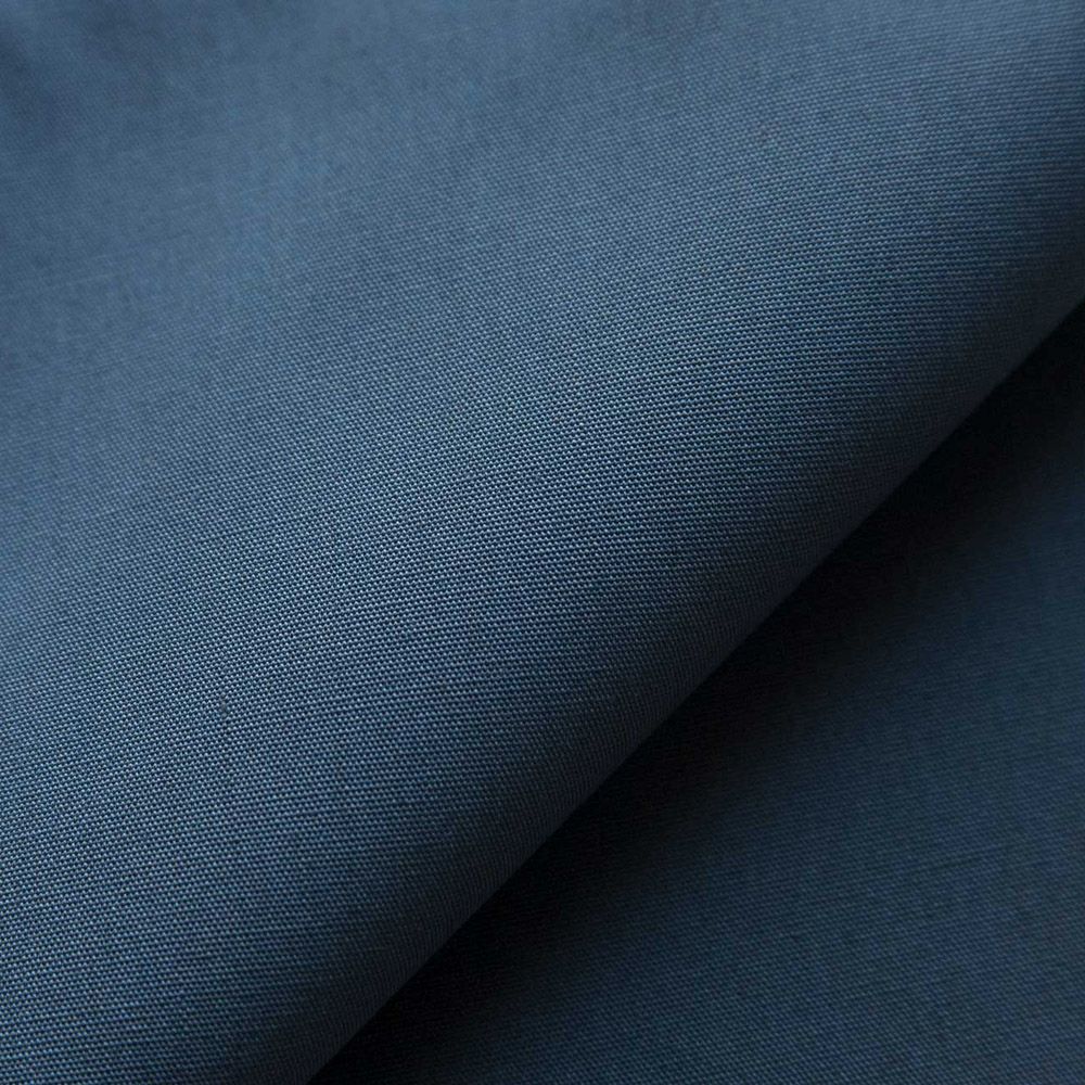 抗ウイルス加工素材 / バリエックス(R)<br>繊維上の特定のウイルス数を99.9%以上も減少させる抗ウイルス加工素材。洗濯耐久性に優れ、安全性も確立しています。<br>※抗ウイルス加工は、病気の治療や予防を目的とするものではありません。<br>※Variex(R)は日清紡テキスタイル（株）の登録商標です。