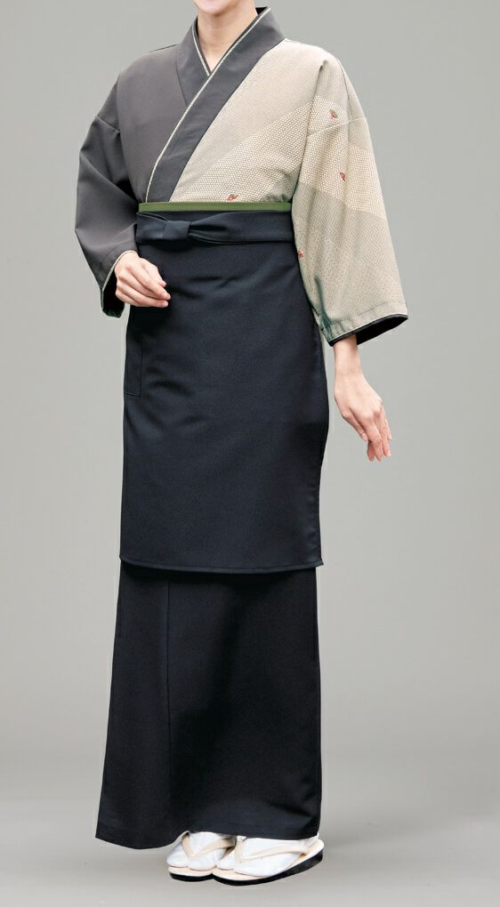 作務衣・女性の着用写真