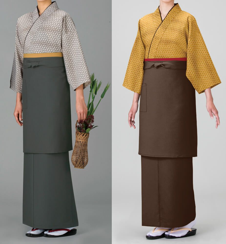 女性の作務衣着用写真