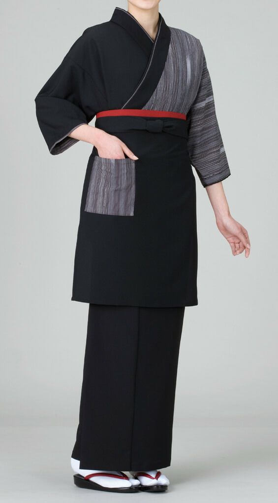 作務衣・女性の着用写真