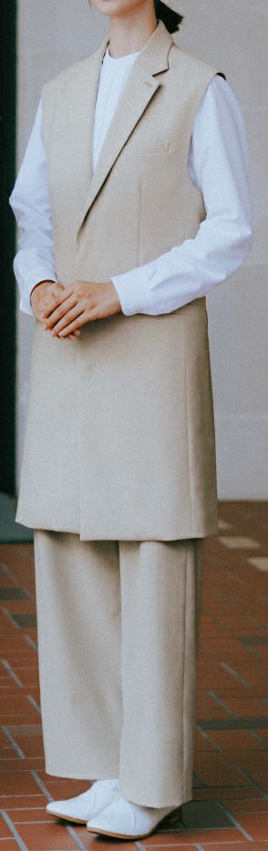 女性モデル
