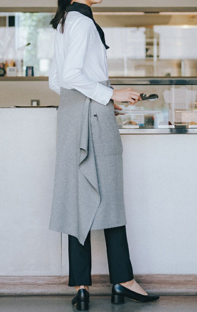 女性モデル
