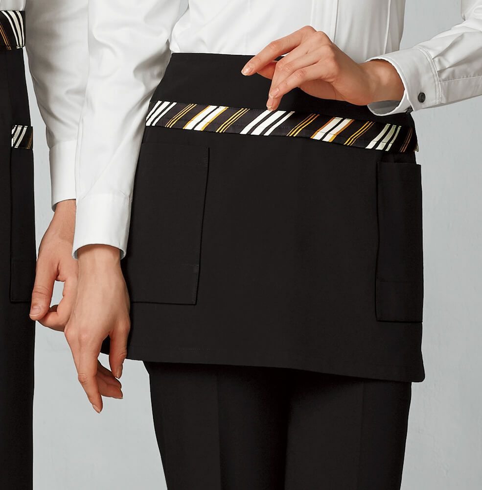 ヒモをスッキリ隠せます。