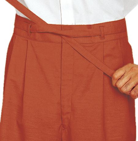 ウエストデザイン<br>サイズ対応を考慮したヒモ付き。後ろゴム入り。