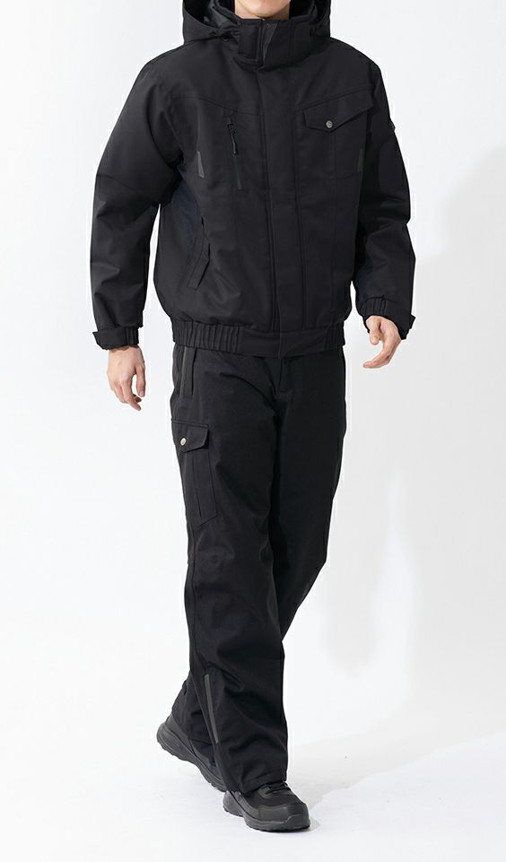 男性・防寒パンツスタイル