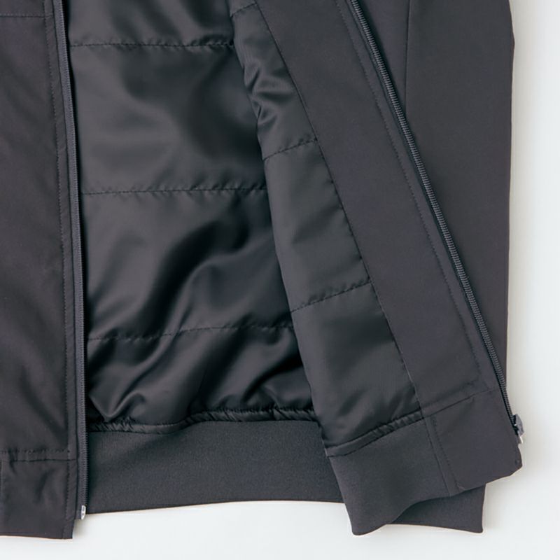 裾リブ仕様<br>動きやすく裾 周りを快適にフィットさせます。