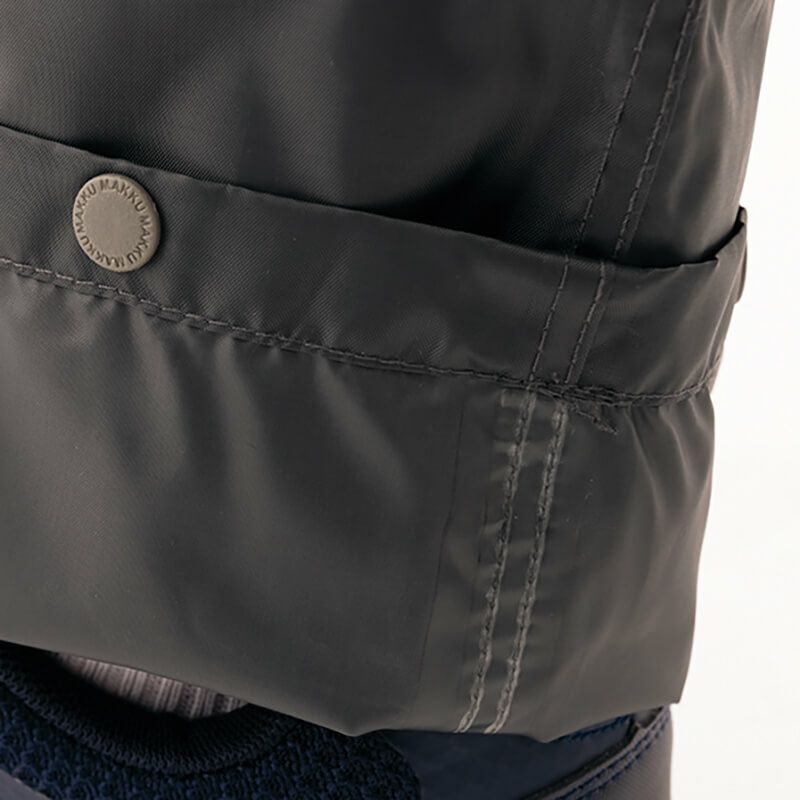 シームテープ加工<br>縫い目から雨風の侵入を防ぎます