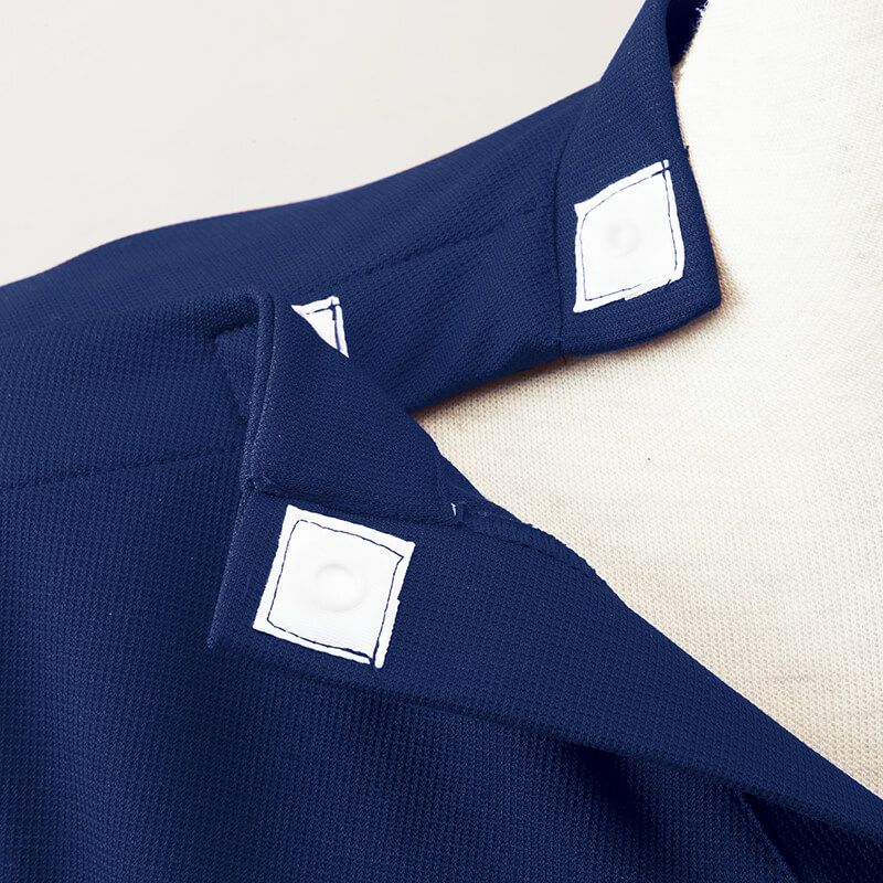 スナップボタン