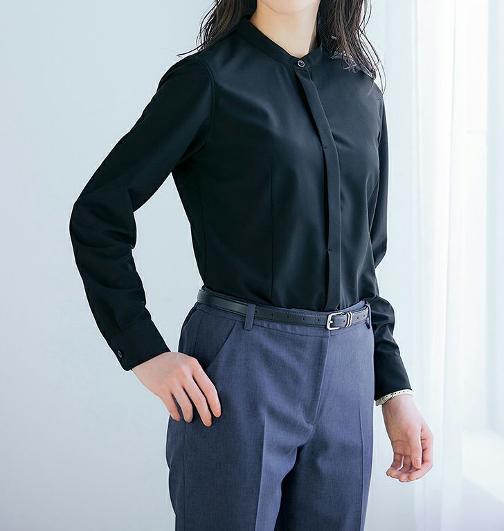 女性