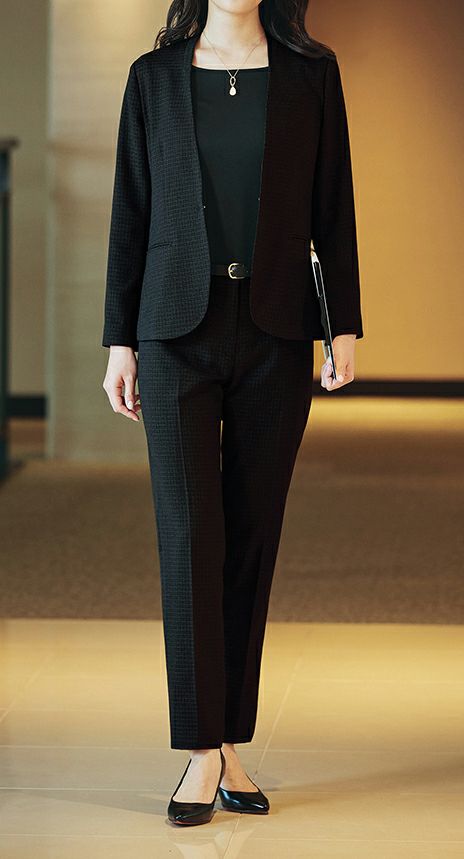 女性