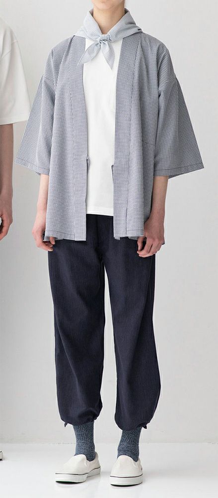 女性