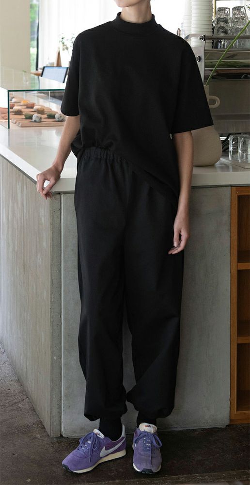 女性