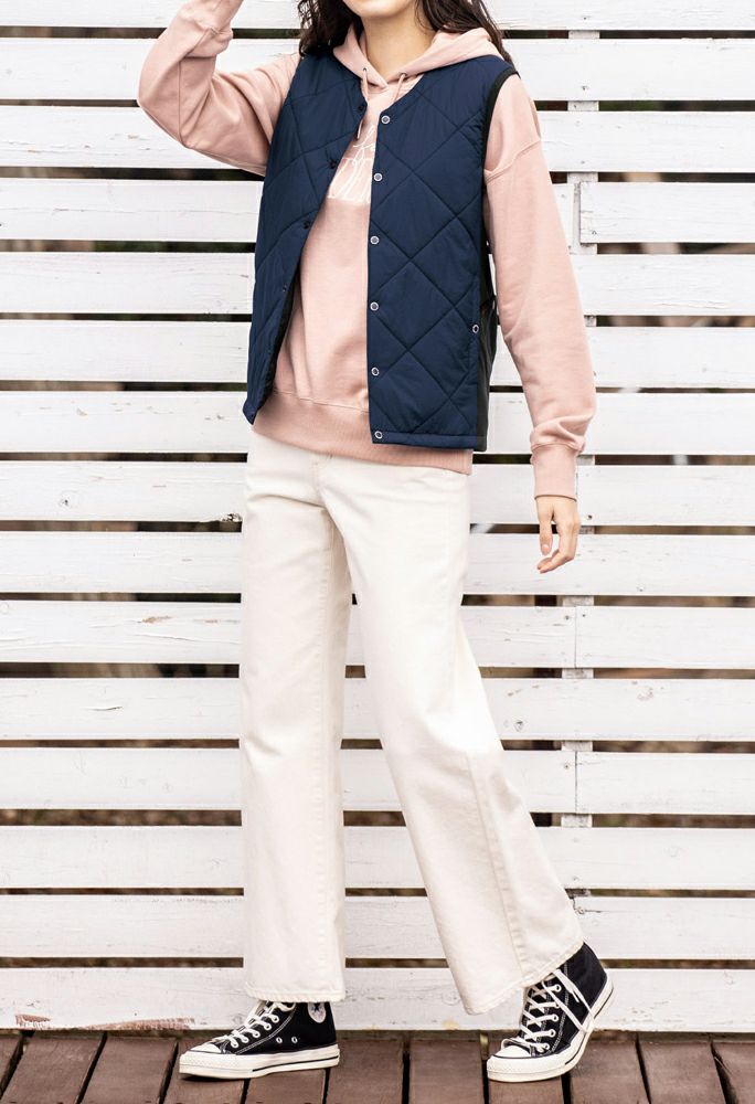 女性